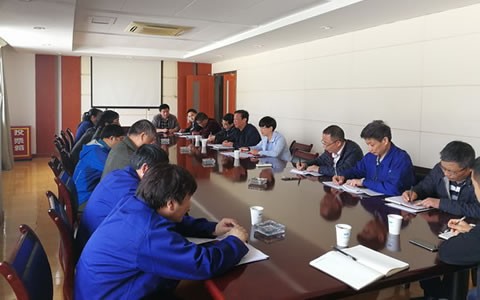 严明工作纪律深化作风建设 ROYAL皇家88股份组织开展主题月活动